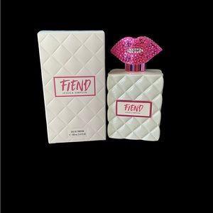 Jessica Simpson fiend perfume